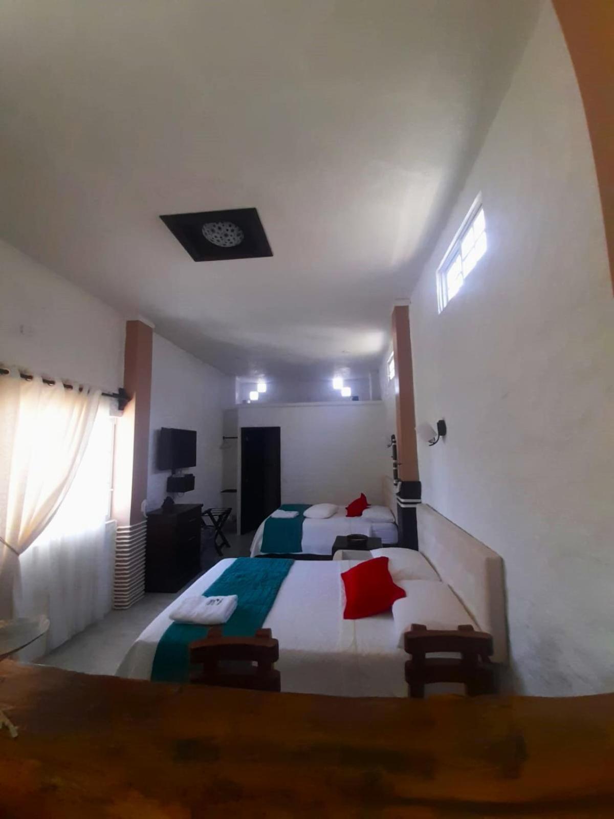 Hostal Cann'S House Puerto Baquerizo Moreno Buitenkant foto